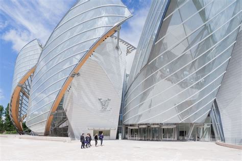 fondation louis vuitton entrance fee|Louis Vuitton fondation admission.